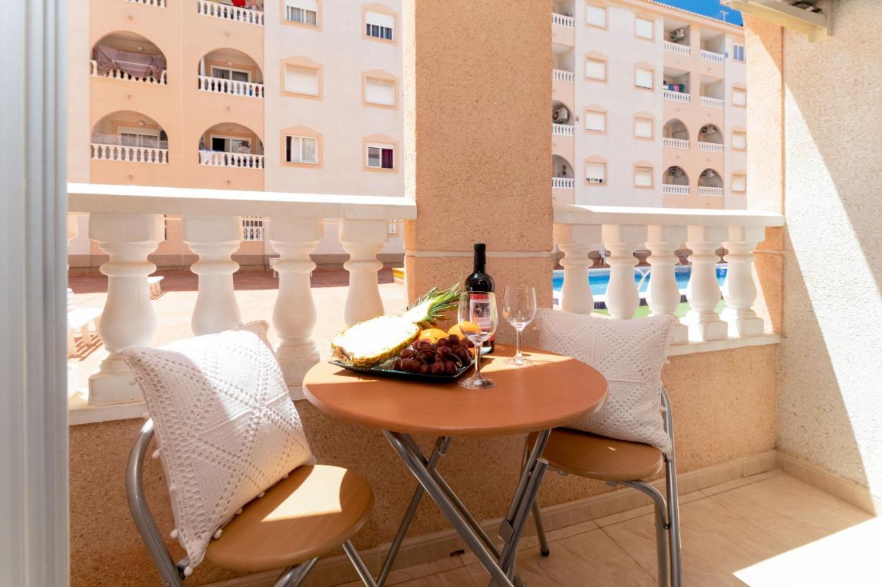 Apartamento Asta Leilighet Torrevieja Eksteriør bilde